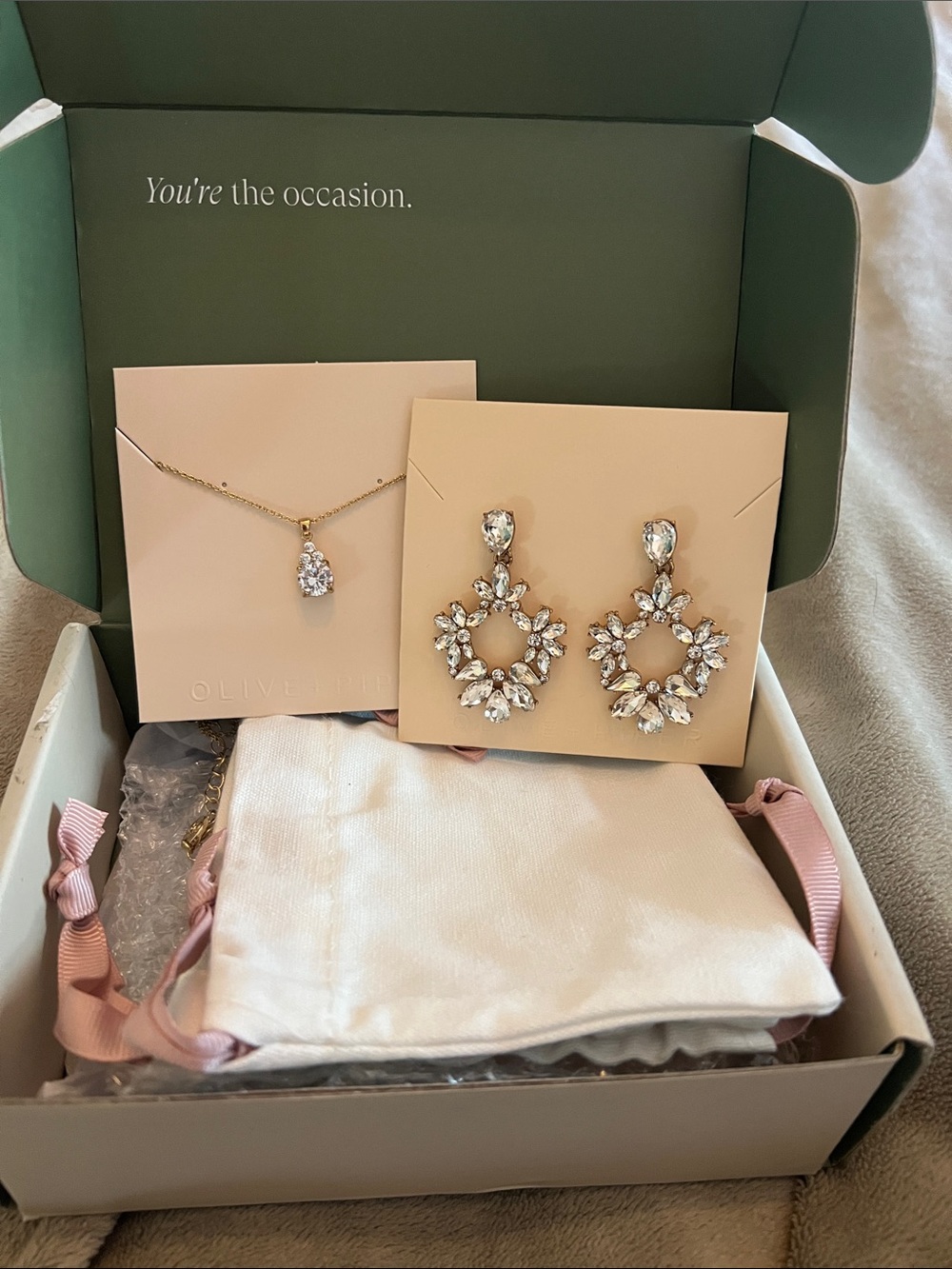 Gold Teardrop Crystal Pendant Necklace and Floral Hoop Earrings Set - Gold/Clear